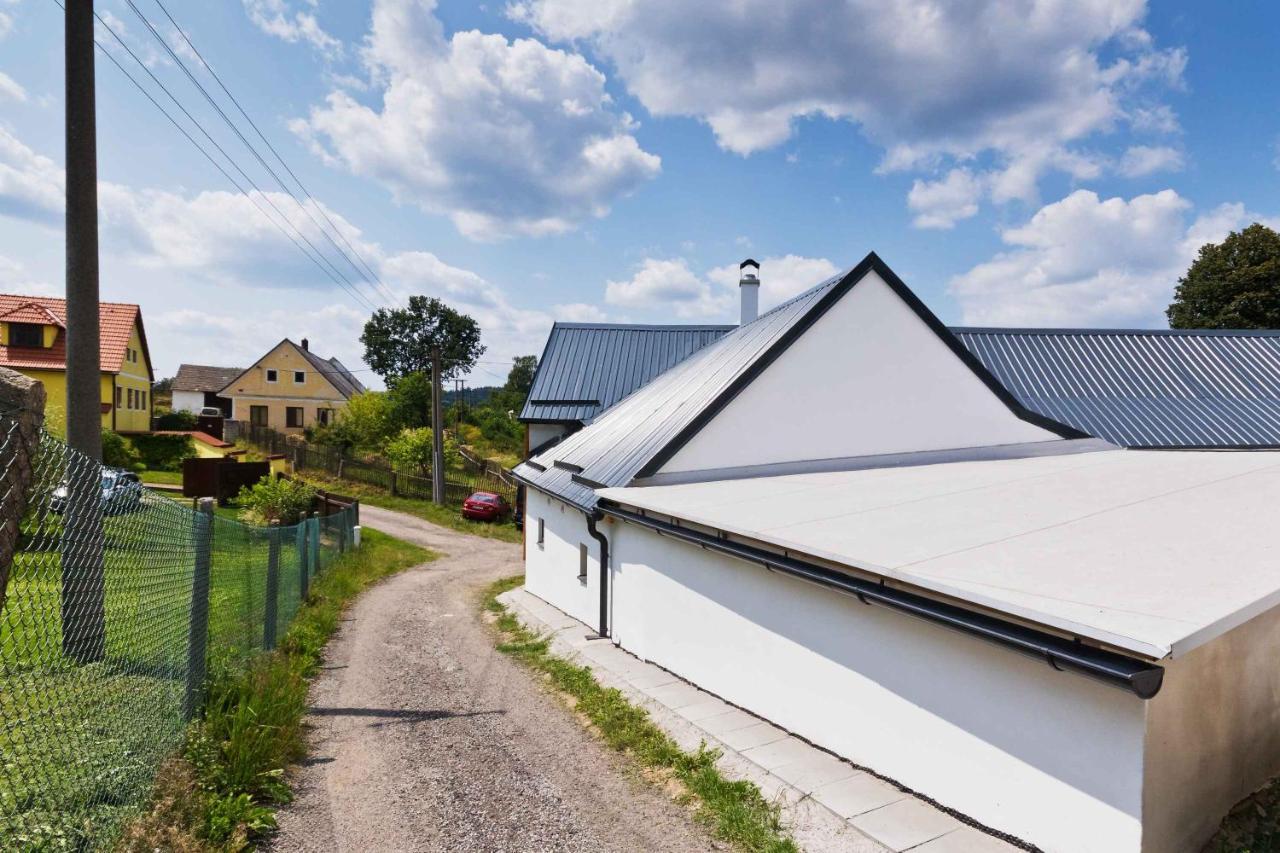 Chalupa Ceska Kanada Guest House Dobrohor Exterior photo