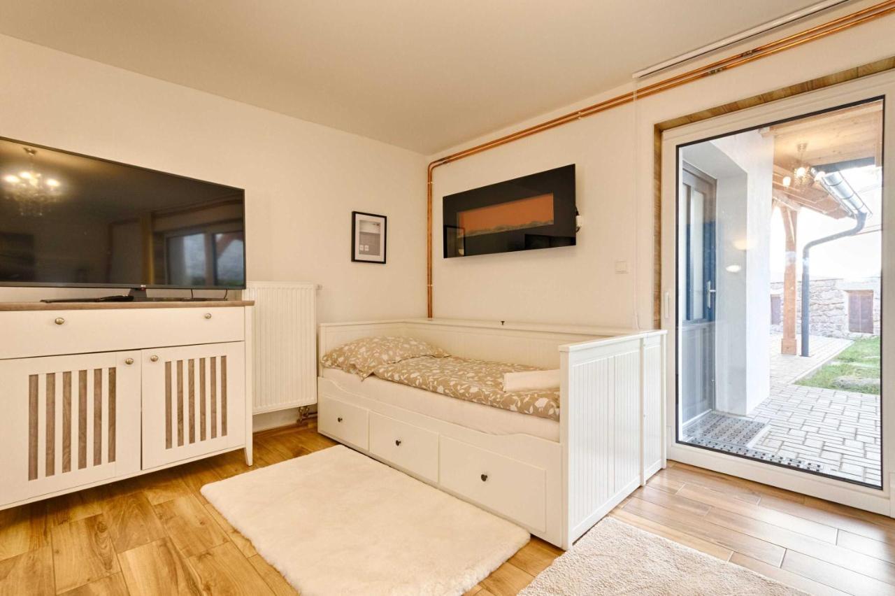 Chalupa Ceska Kanada Guest House Dobrohor Exterior photo